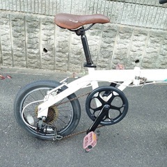 折りたたみ自転車の画像