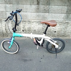 折りたたみ自転車の画像