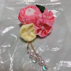 髪留め 花柄の画像