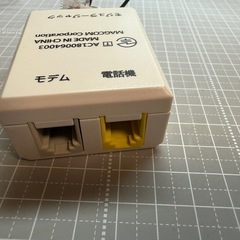 モジュラージャック　電話分波器の画像