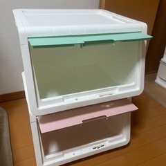 収納ボックス2個の画像