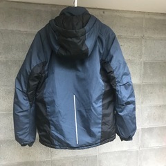 ワークマンの防風防寒ジャンパー/Sサイズの画像