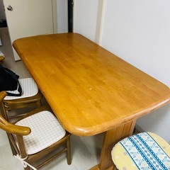 ダイニングテーブル（のみ　椅子なし）の画像