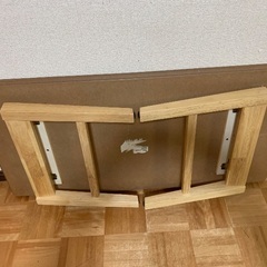 テーブル、座椅子、本棚セットでの画像