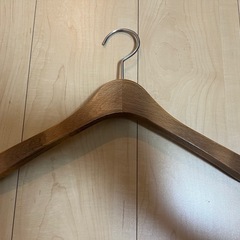 木製ハンガーの画像