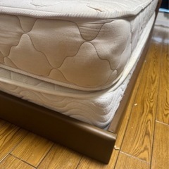 セミダブルベットセット2枚、ベットフレーム、の画像