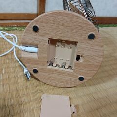 木製レトロデスクファン、扇風機の画像