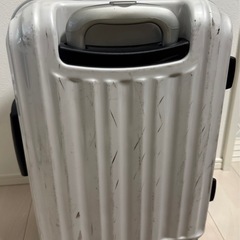 REALITE スーツケース　しろ白の画像