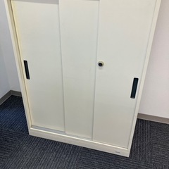 キャビネットの画像