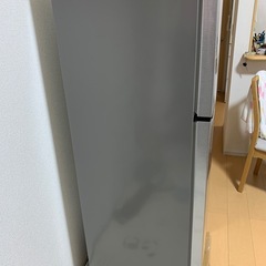 Hiense 冷蔵庫227L HR-B2302 2021年製  の画像