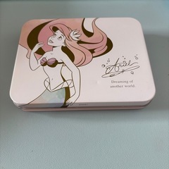 【Disney】アリエル缶とリップ、ネイルしーるシールの画像