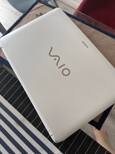 VAIO fit E 15 インチ　win11