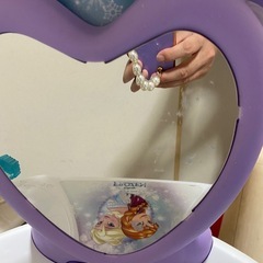 アナと雪の女王デザインの子供用ドレッサーの画像
