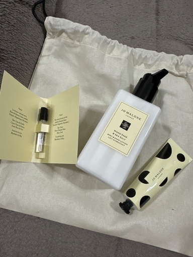 【未使用】ジョーマローン　ボディローション250mlハンドクリーム香水サンプル付き