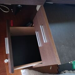 仕事用や勉強用机の画像