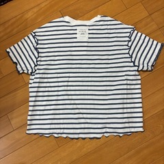 【新品・未使用】ビッグシルエットボーダーTシャツ　フリルの画像