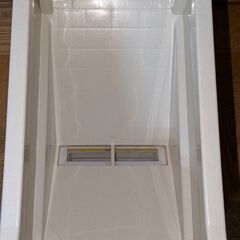 ラバーメイド　計量米びつ 米櫃　12キロ　キャスター付き　水洗い可能の画像