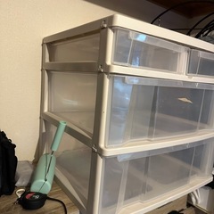 衣装ケースの画像