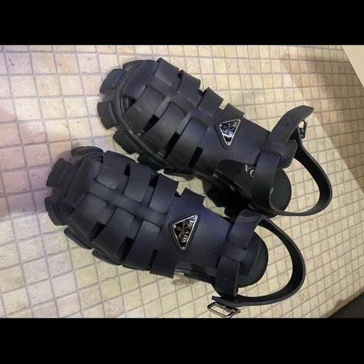 PRADA サンダル　メンズ