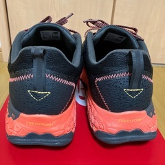 〈値札タグ有り〉new balance Fresh Foam X Hierr v7 GTX 27.0cmの画像