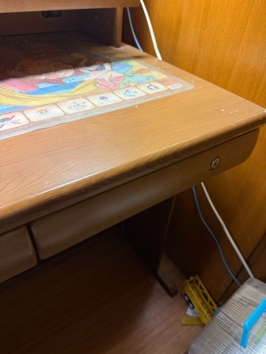 学習机　LEDしょうめい照明