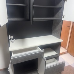 超美品 2025年6月購入　ピュアリュクス キッチンボード の画像