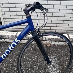 【ジャンク】 クロスバイク　タイヤ　カーボンフォーク　リアディレイラー　シマノの画像
