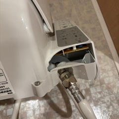 【2023年製】東芝 温水洗浄便座 【欠損・付属品欠品あり】の画像