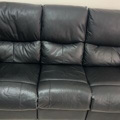 ニトリ製の3ｐ電動リクライニングソファーの画像