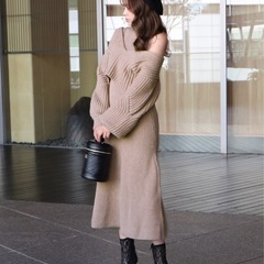 ROYAL PARTY レイヤードニットワンピース ベージュの画像