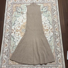 ROYAL PARTY レイヤードニットワンピース ベージュの画像