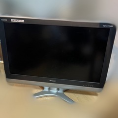 SHARP 32インチ液晶テレビ AQUOS LC-32E5の画像