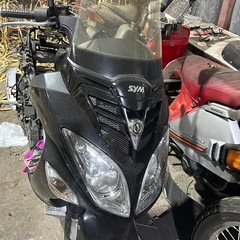 SYM ビッグスクーターRV125i 部品取りの画像
