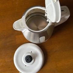 ティファールの電気ケトル 「アプレシア・プラス 0.8L の画像