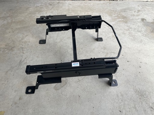 ステップワゴン、レカロシートレール