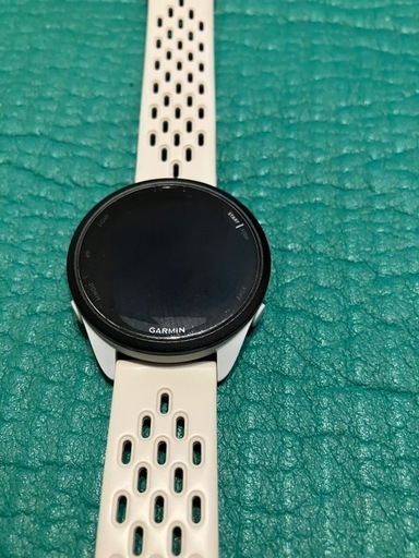 GARMIN Forerunner 165 Music