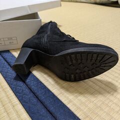 よくわからない靴の画像