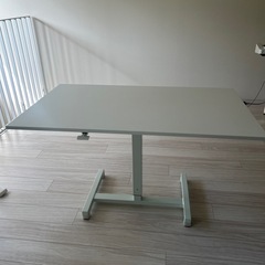IKEA　Melltolp  0円　ダイニングテーブル　天板のみ 75x125cmの画像