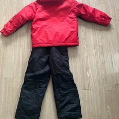 スキーウェア 130cm 少し訳あり 調整紐付きの画像
