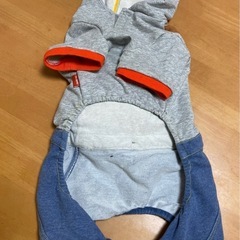 小型犬用ミニオン服の画像