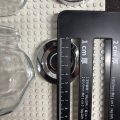 ガラス製 調味料入れ 保存ボトル 丸型　キッチン　おしゃれ　4個セットの画像