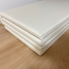 【美品】ベビープレイマット 折りたたみ 4cm マットレス 180×200cmの画像
