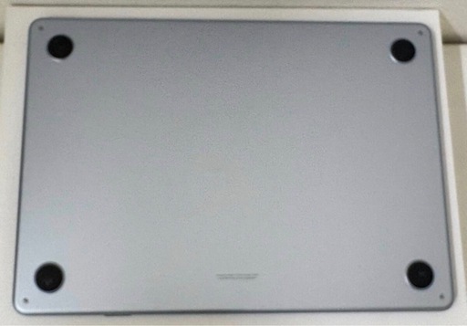 MacBook Air 13インチ 2025年モデル M4 16GB/512GB 充電回数10回以内 バッテリー100％