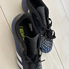 サッカースパイク　22センチの画像