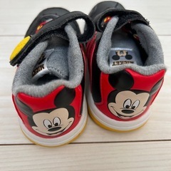 adidasミッキー15センチの画像