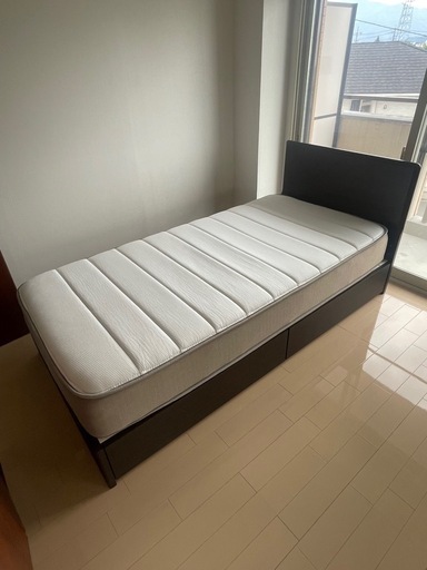 シングルベッドフレーム