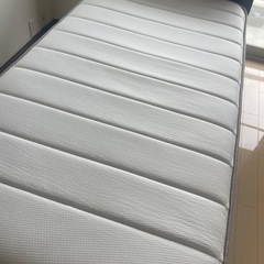 シングルベッドフレームの画像