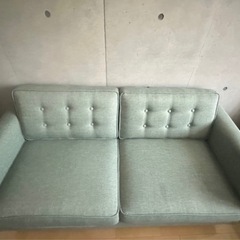 グリーンソファ　の画像