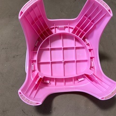 子供さん用の椅子です。の画像