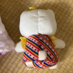 ハローキティぬいぐるみの画像